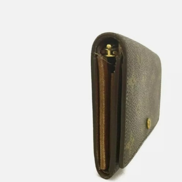 Louis Vuitton Monogram Bifold Wallet /P3070 - Picture 4 of 9